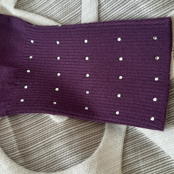 3 for $10 Questions Deep Purple Rhinestone Trimmed Tunic length Sweater Size L - Picture 8 of 9